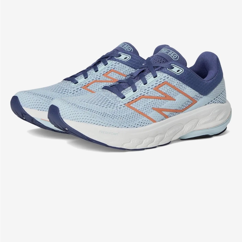 New Balance Women's Fresh Foam 860 Light Blue Running Shoes